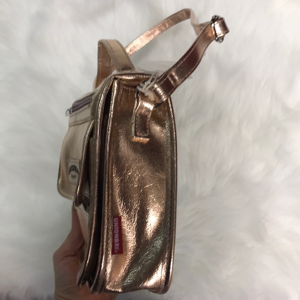 LAST ONE🎉 Cute rose gold Unionbay crossbody purse - Picture 8 of 8